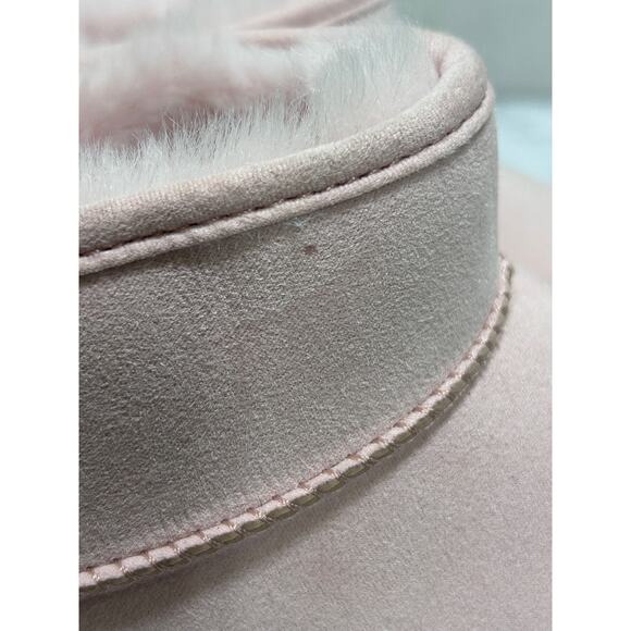 Juicy Couture Blush Pink Faux Fuzzy Ankle Booties 9 Faux Suede Bow Detail Logo - Picture 8 of 10